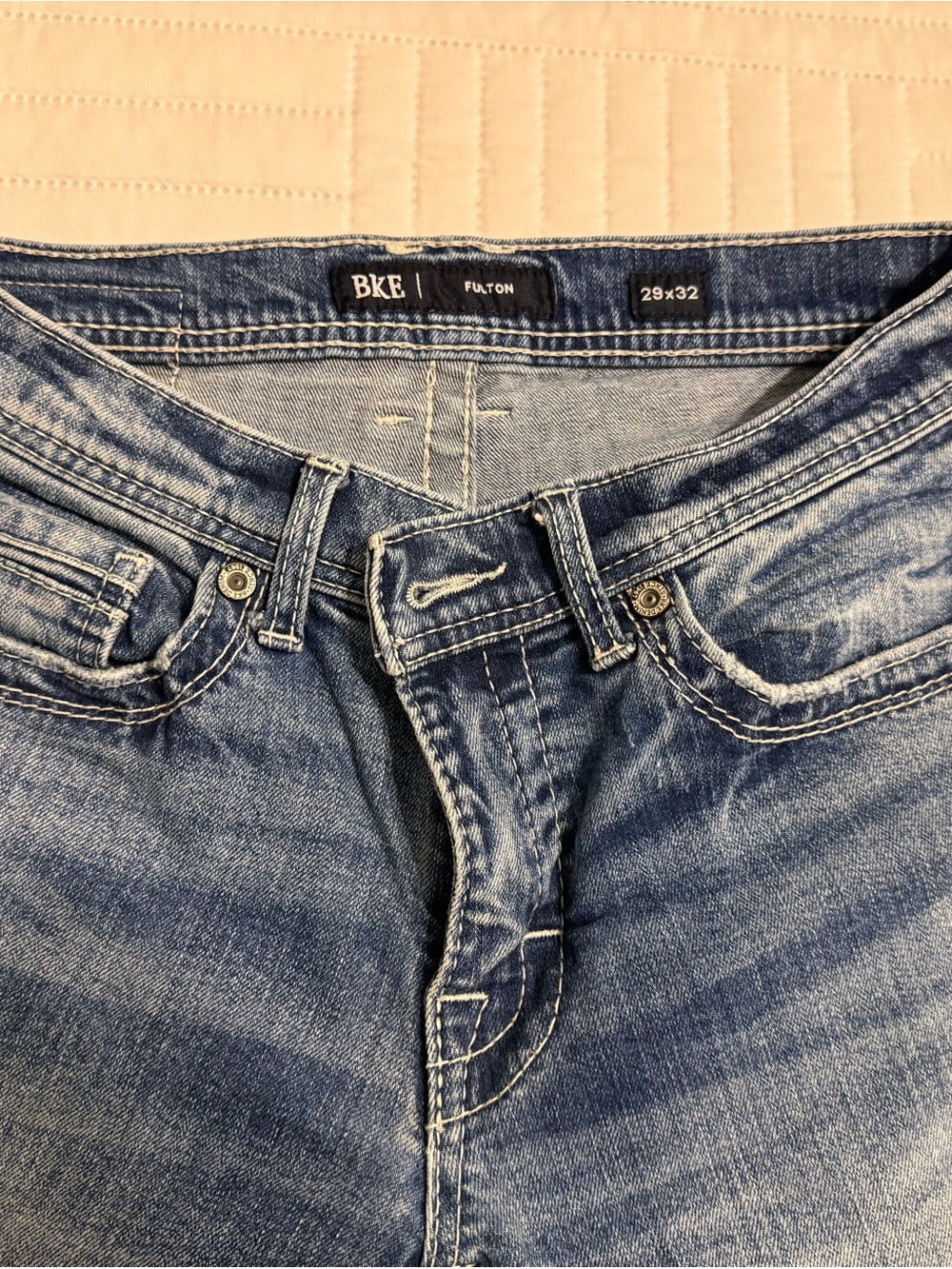 BKE Men's Bootcut Jeans in Medium Blue Wash